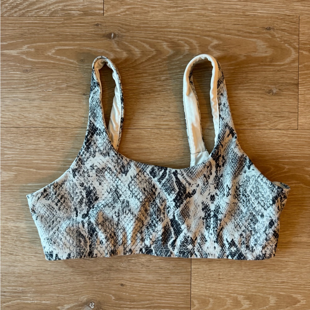 ALO SNAKESKIN PRINT SPORTS BRA SMALL